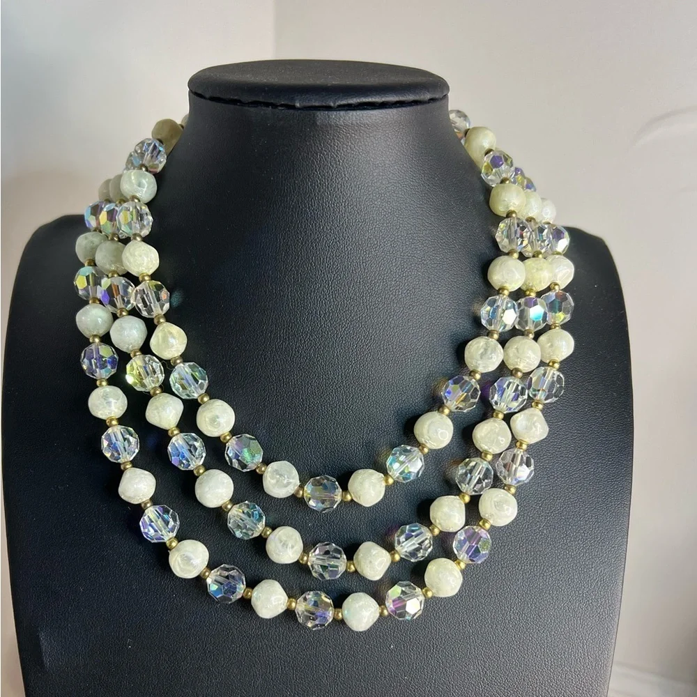 Vintage Lisner Aurora Borealis Glass & Acrylic Necklace 17” D15